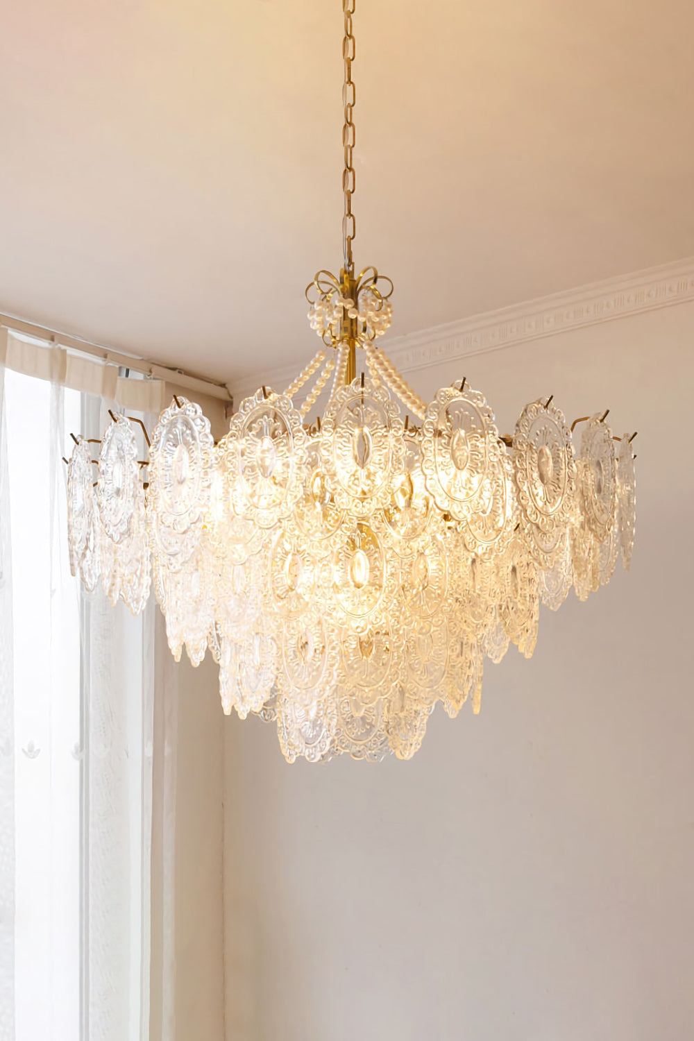 Pearls Glass Chandelier - everlamps