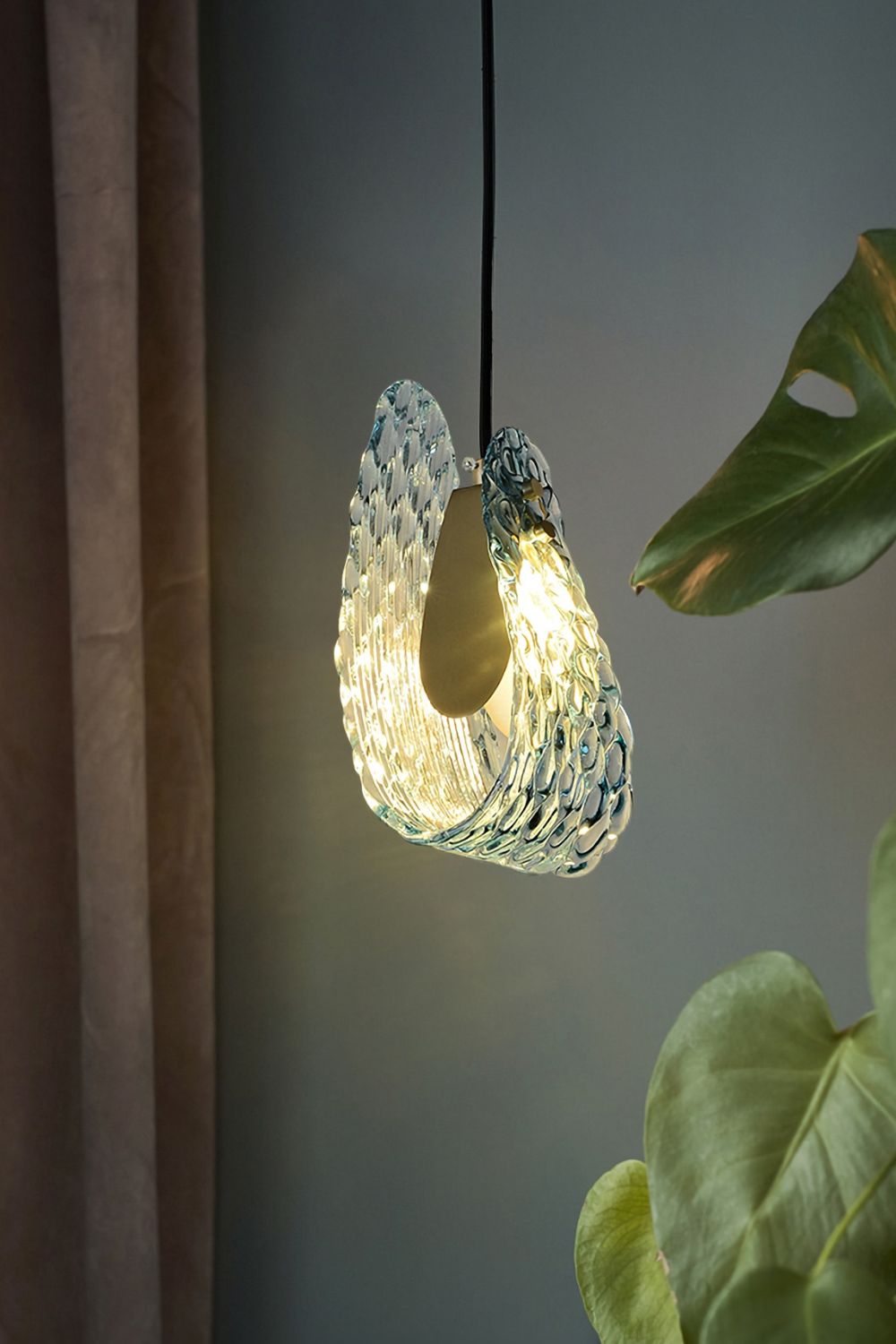 Petal Blue Glass Pendant Light - everlamps