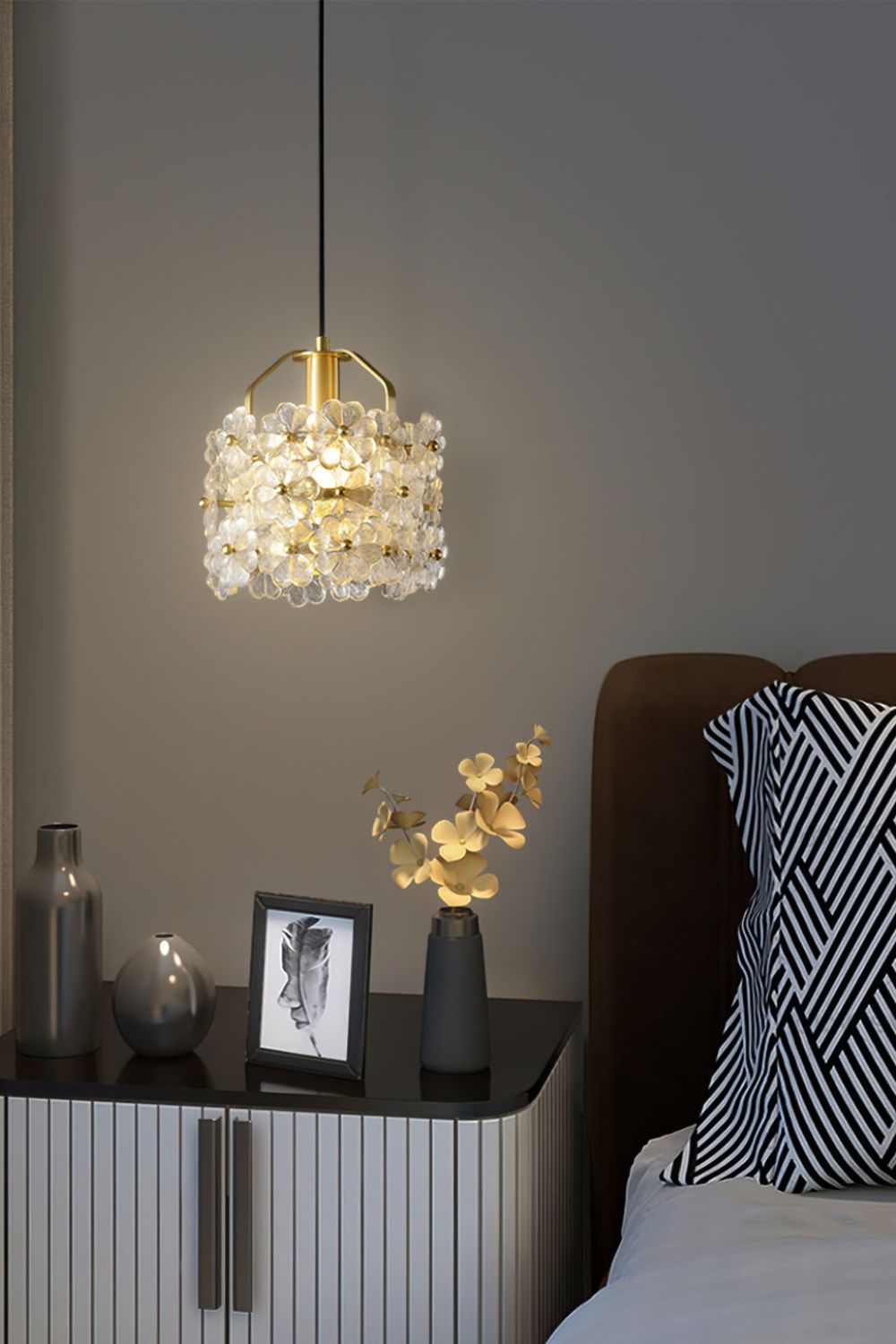 Petit Floral Glass Pendant Lamp - everlamps