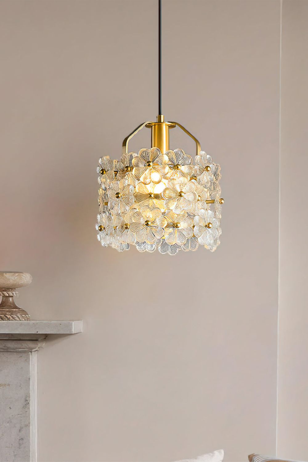 Petit Floral Glass Pendant Lamp - everlamps