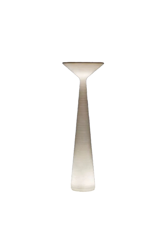 Plust Outdoor Floor Lamp | everlamps
