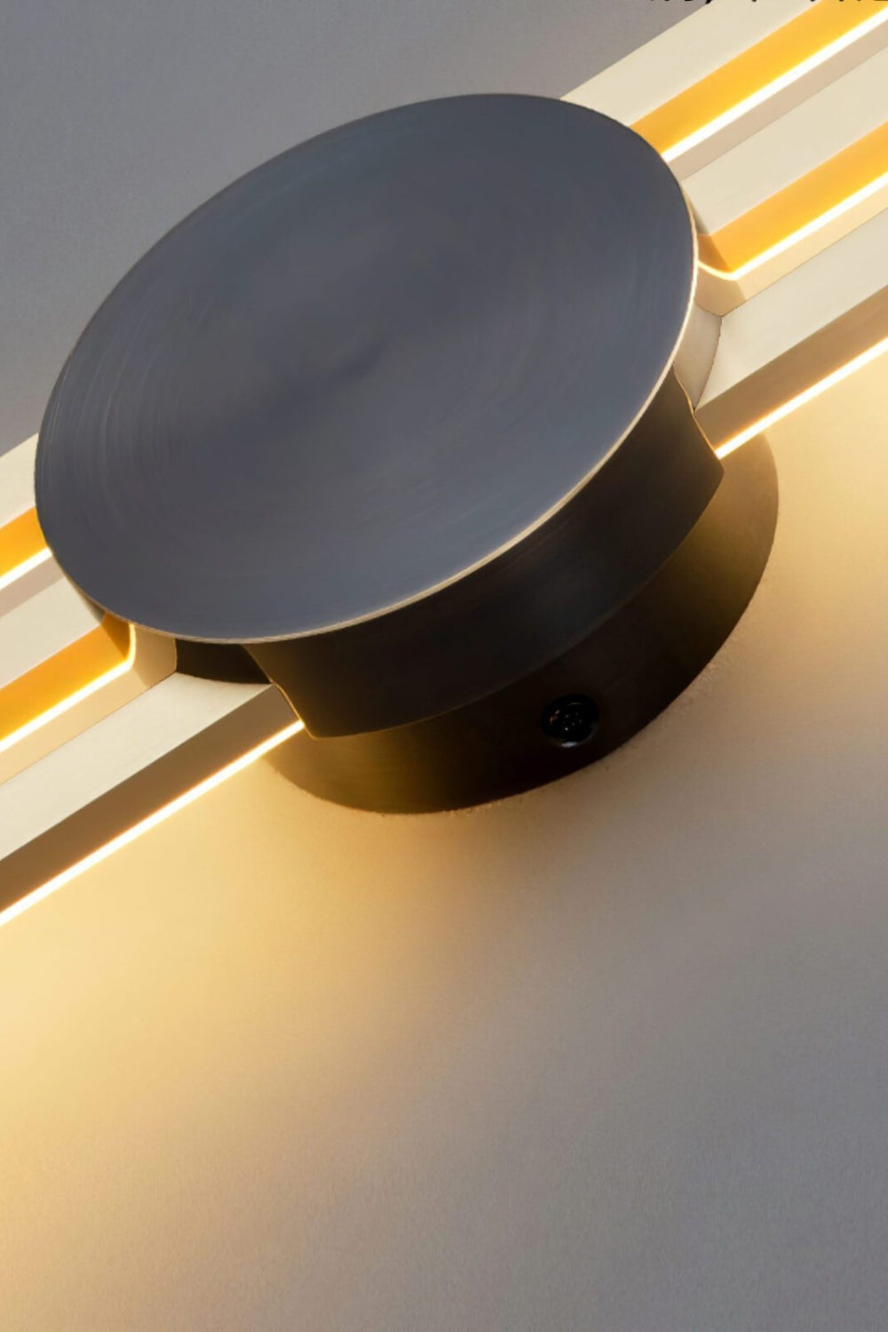 Pris Linear Wall Light - view 30 | everlamps