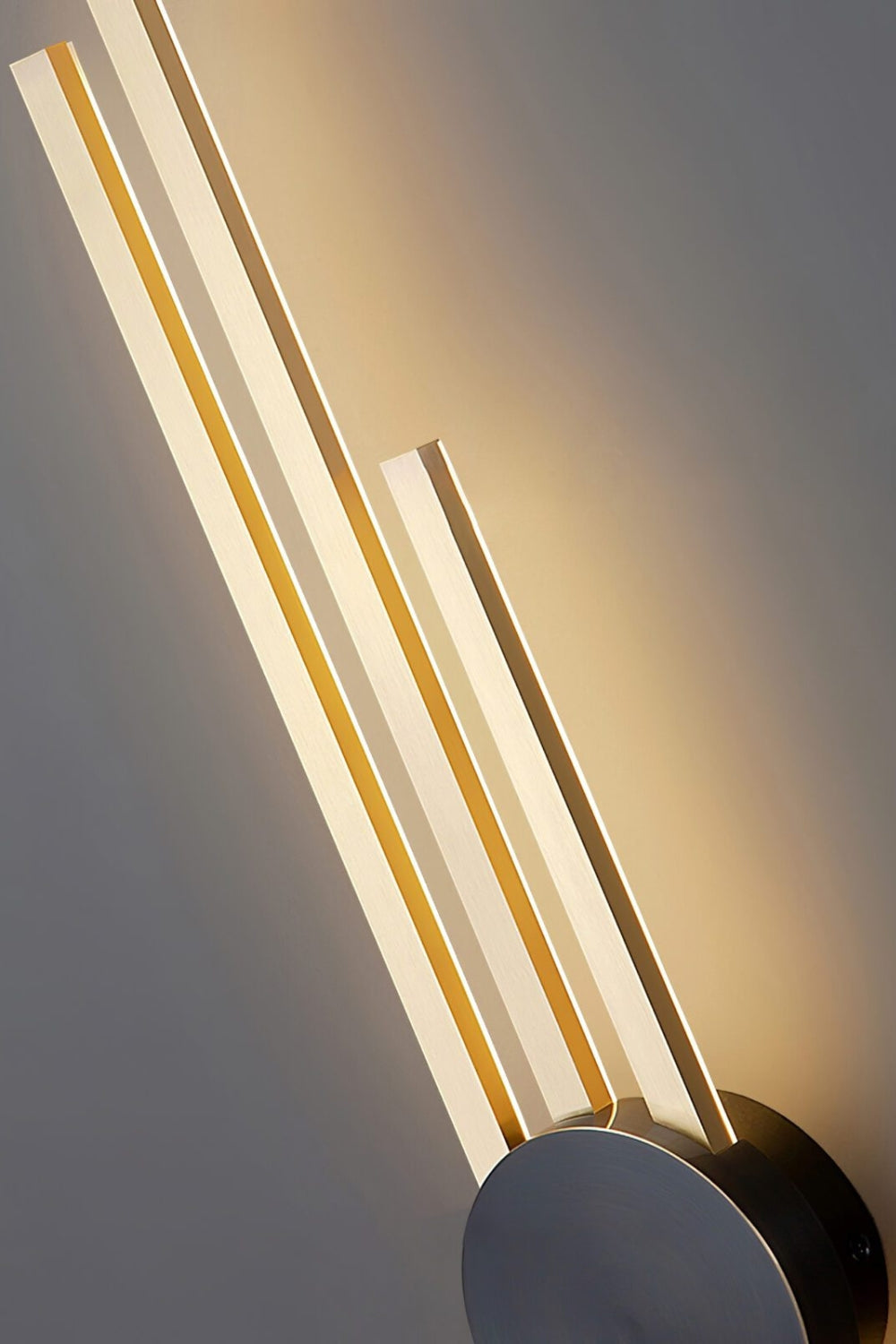 Pris Linear Wall Light - view 31 | everlamps