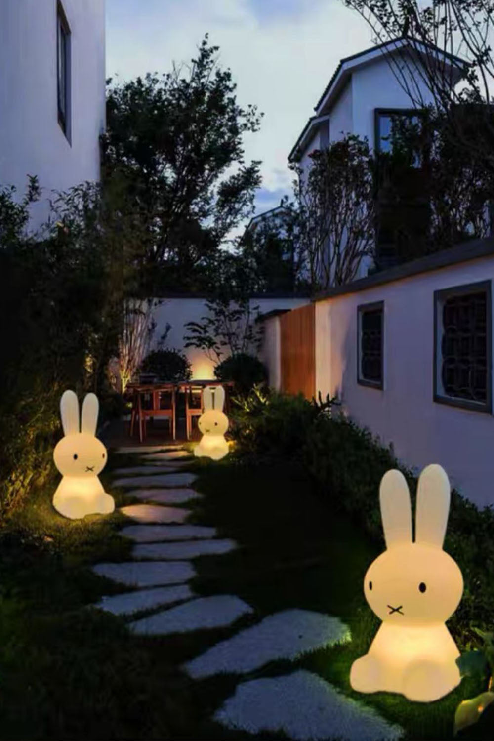 Rabbit PE Roto-molded Outdoor Floor Lamp - view 10 | everlamps