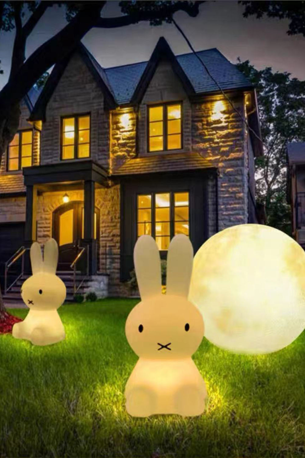 Rabbit PE Roto-molded Outdoor Floor Lamp - view 8 | everlamps