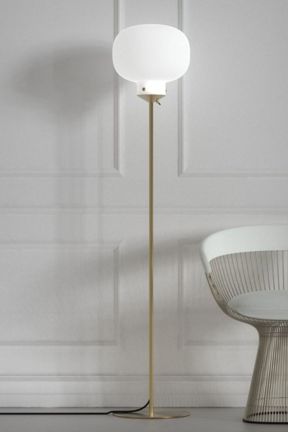 Raito Glass Globe Floor Lamp - view 4 | everlamps