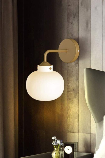 Raito Wall Light - view 2 | everlamps