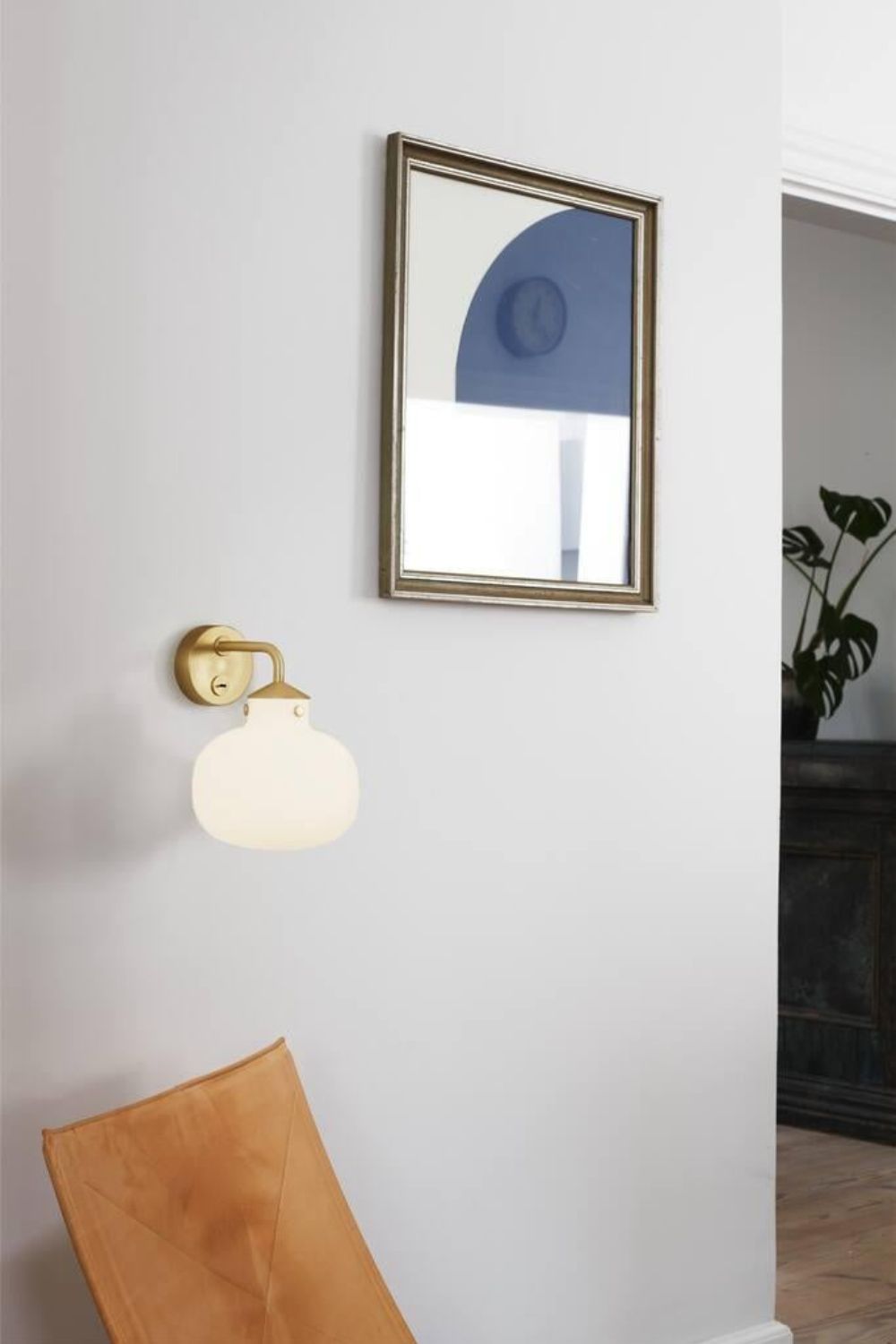 Raito Wall Light - view 4 | everlamps