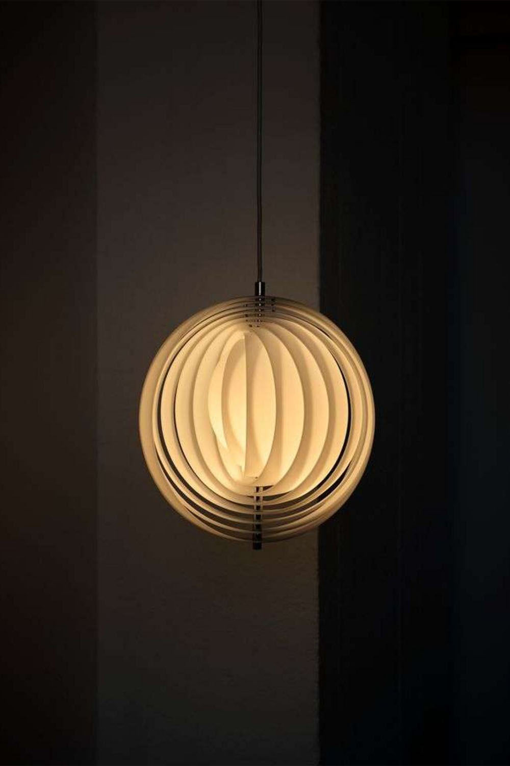 Rotating Moon Pendant Lamp - view 25 | everlamps