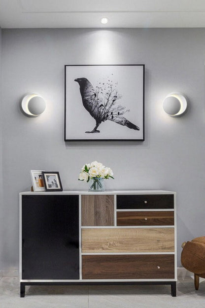 Rotating Round Wall Light - view 8 | everlamps