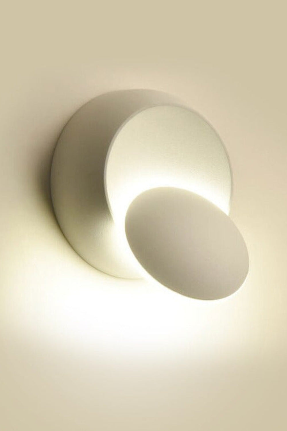 Rotating Round Wall Light - view 18 | everlamps