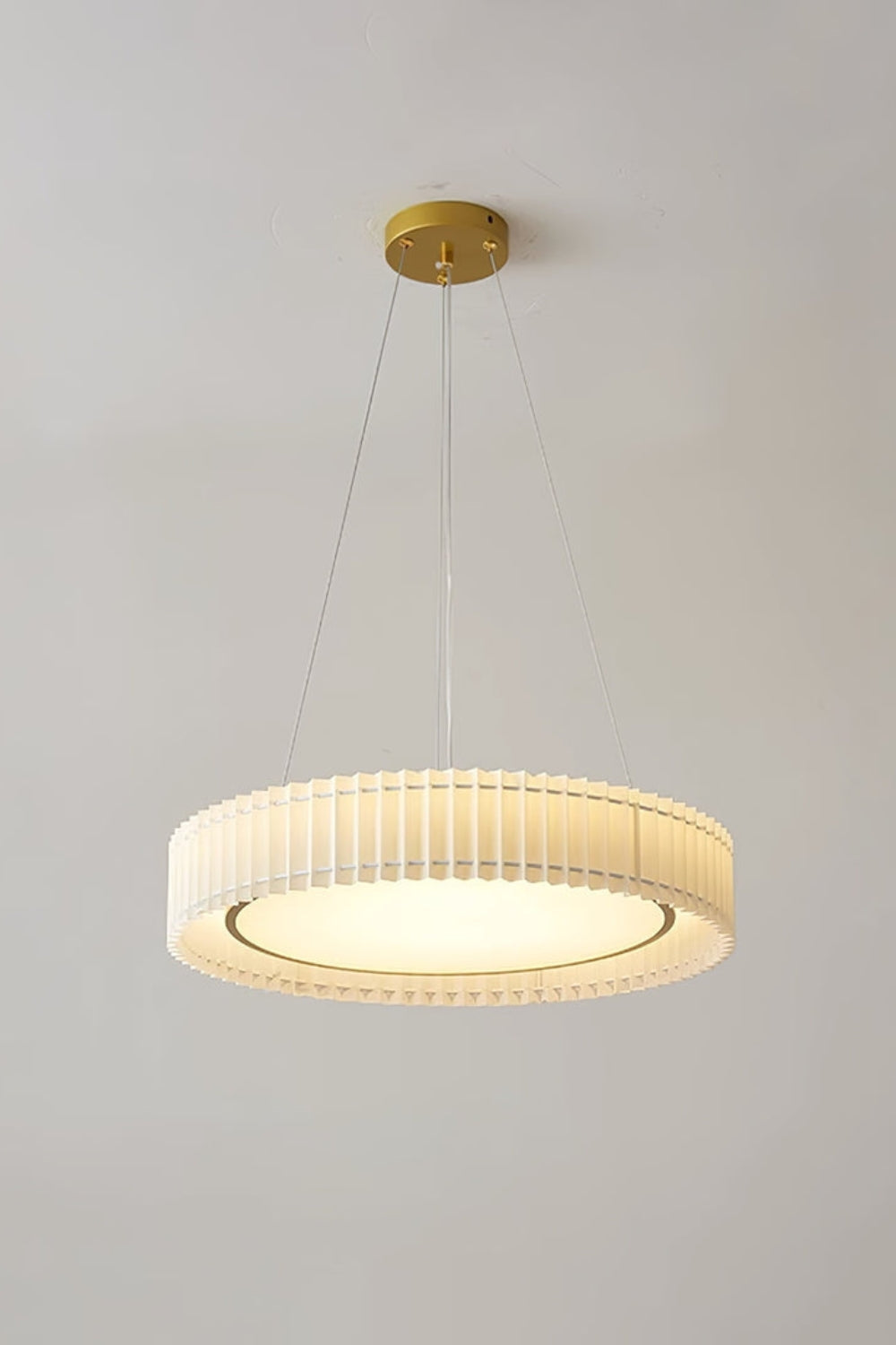 Round Pleated Pendant Lamp - everlamps