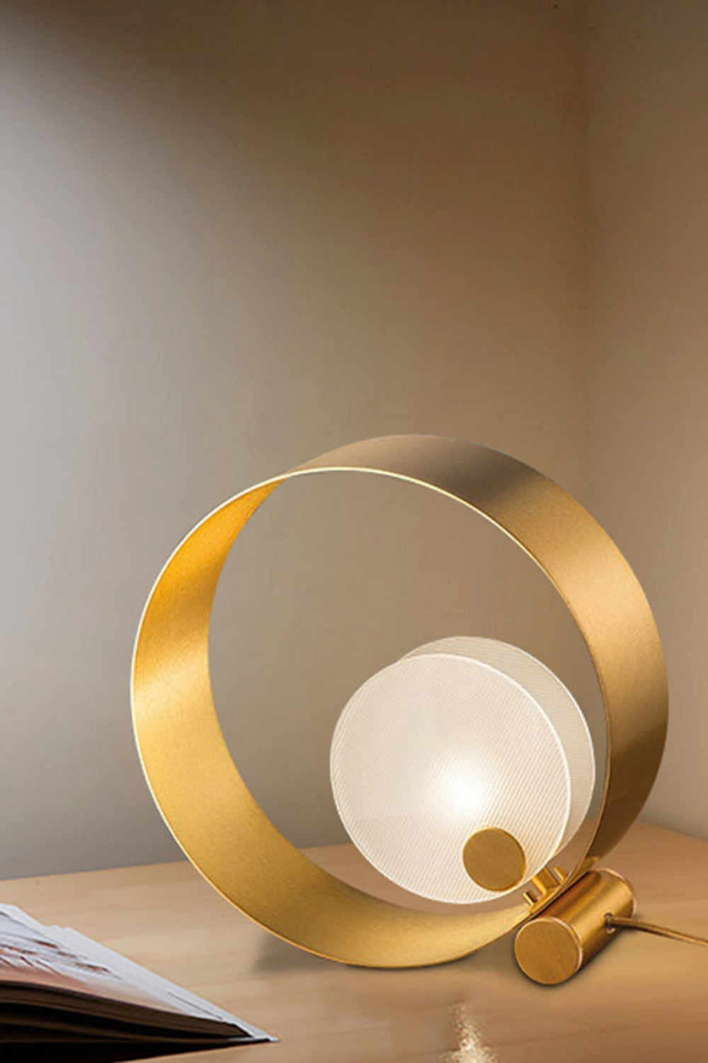 Sound tl1 Table Lamp - view 2 | everlamps