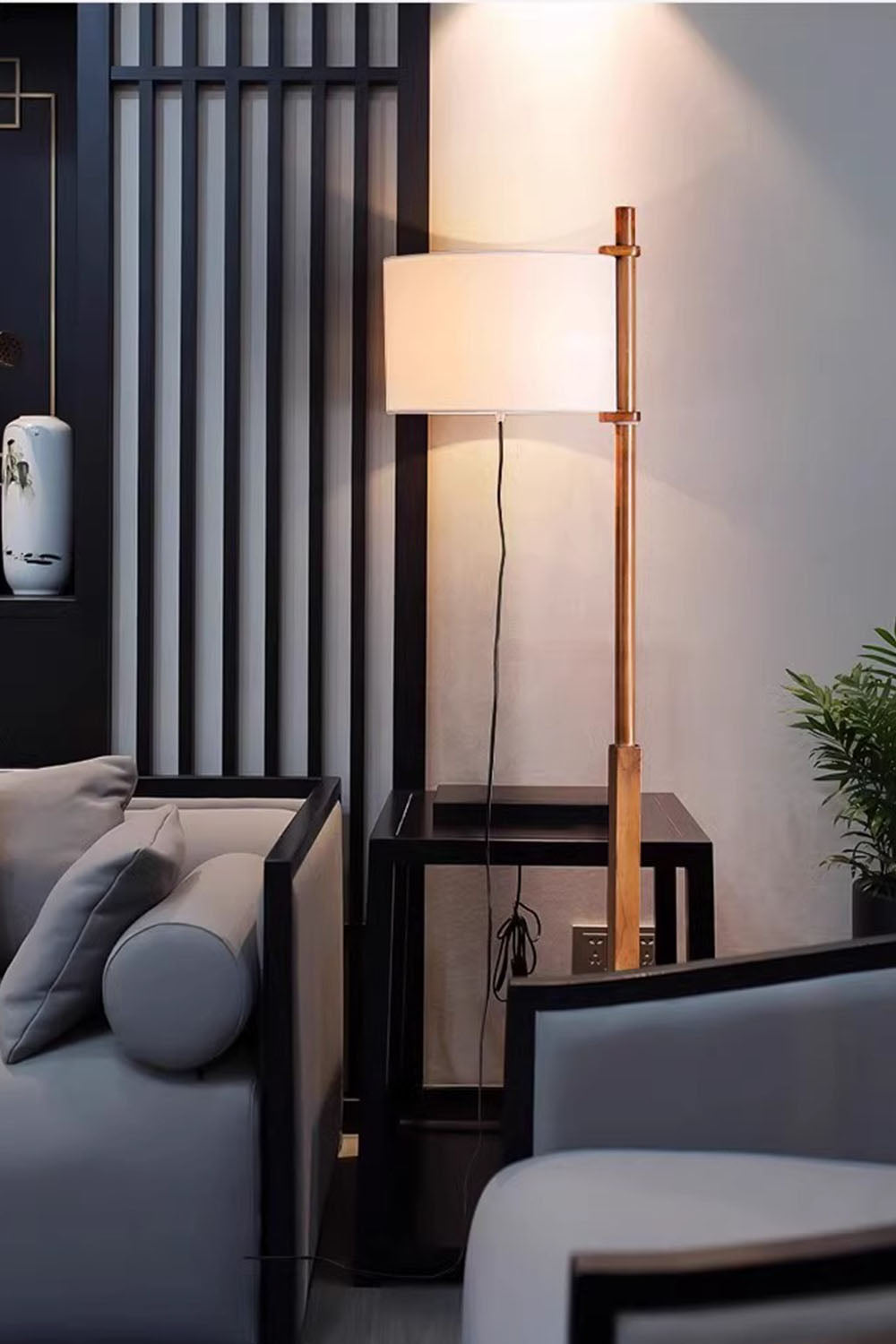 Santa&Cole Walnut Floor Lamp - view 13 | everlamps