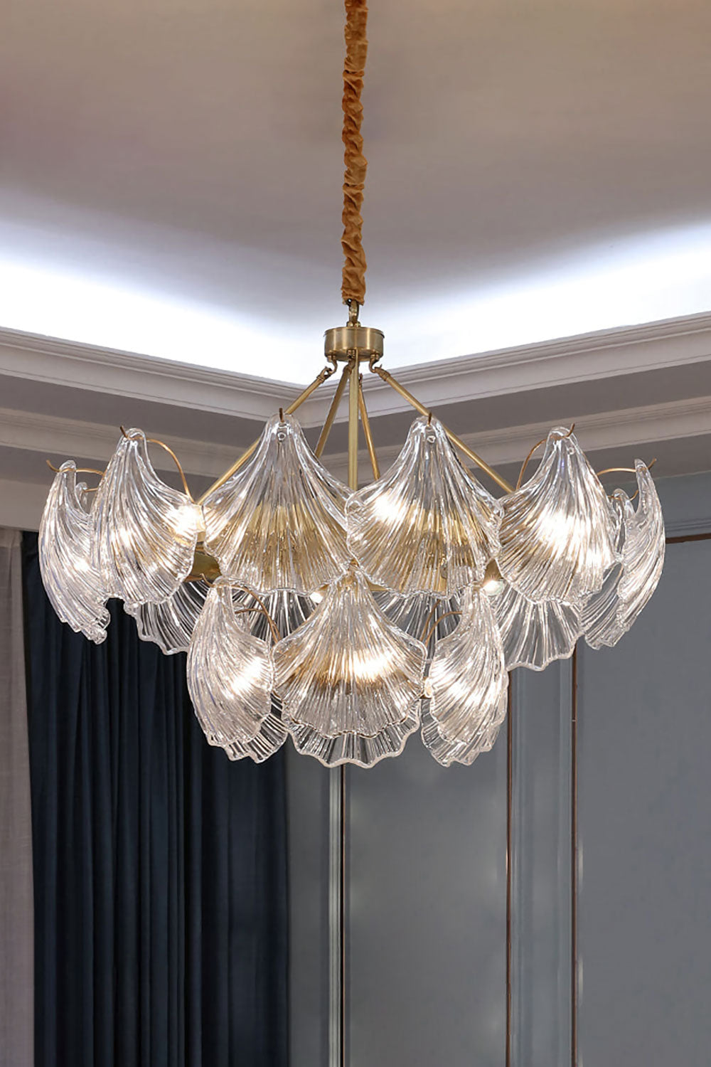 Scallop Shaped Chandelier Light - everlamps