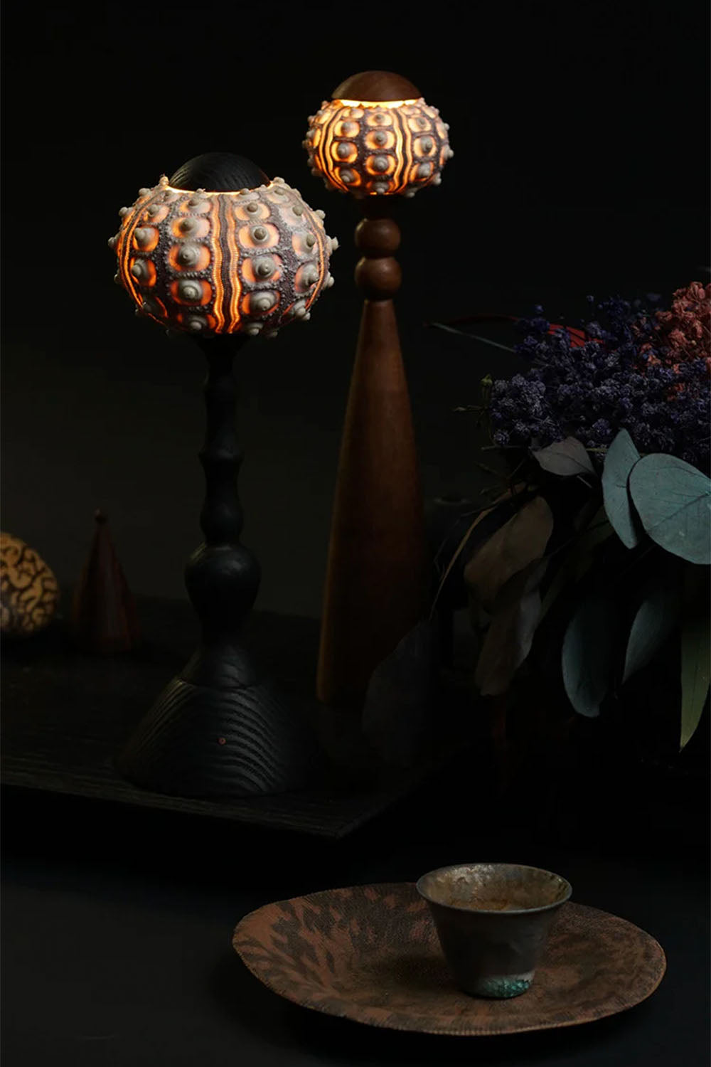 Sea Urchin Table Lamp - view 3 | everlamps