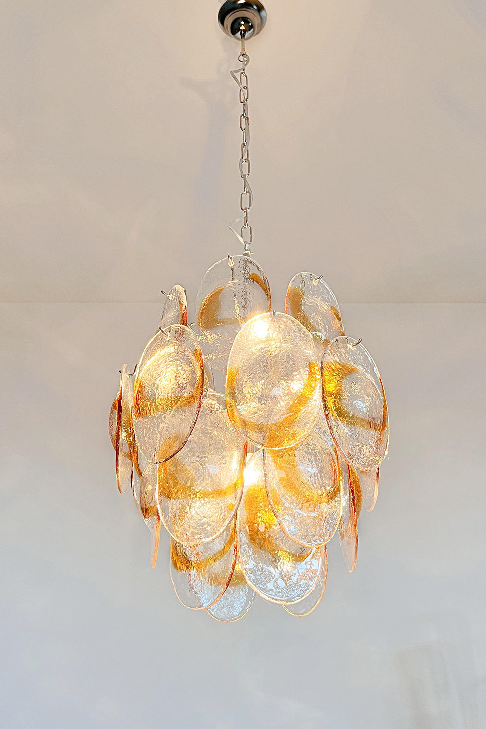 Shell-Shaped Glass Chandelier - view 14 | everlamps