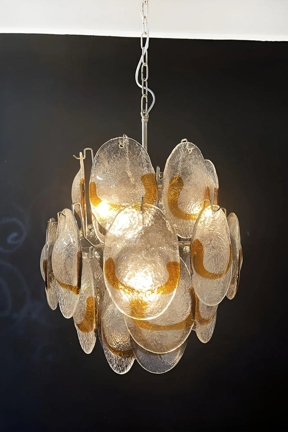 Shell-Shaped Glass Chandelier - view 15 | everlamps