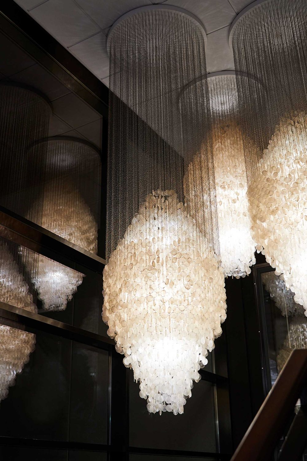 Verpan Fun 8DM Shell Chandelier - view 18 | everlamps