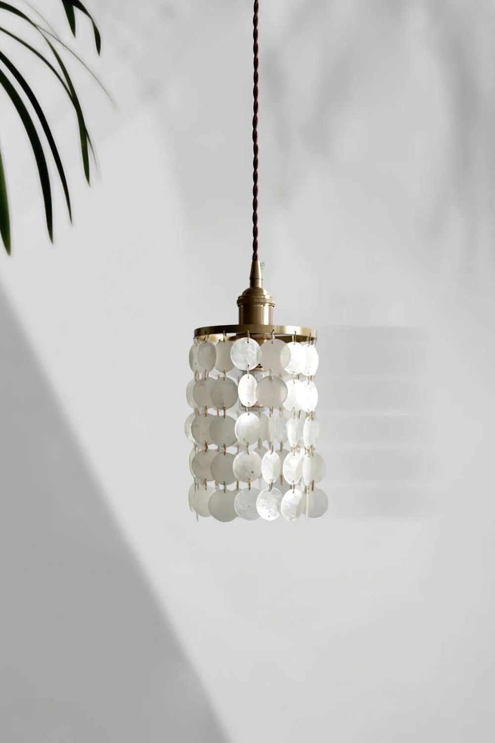 Shell Pendant Light - view 13 | everlamps