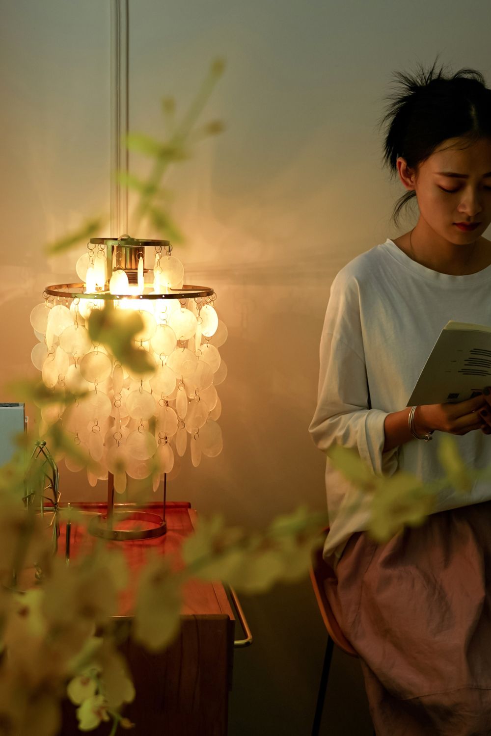 FUN 2 Shell Table Lamp - view 9 | everlamps