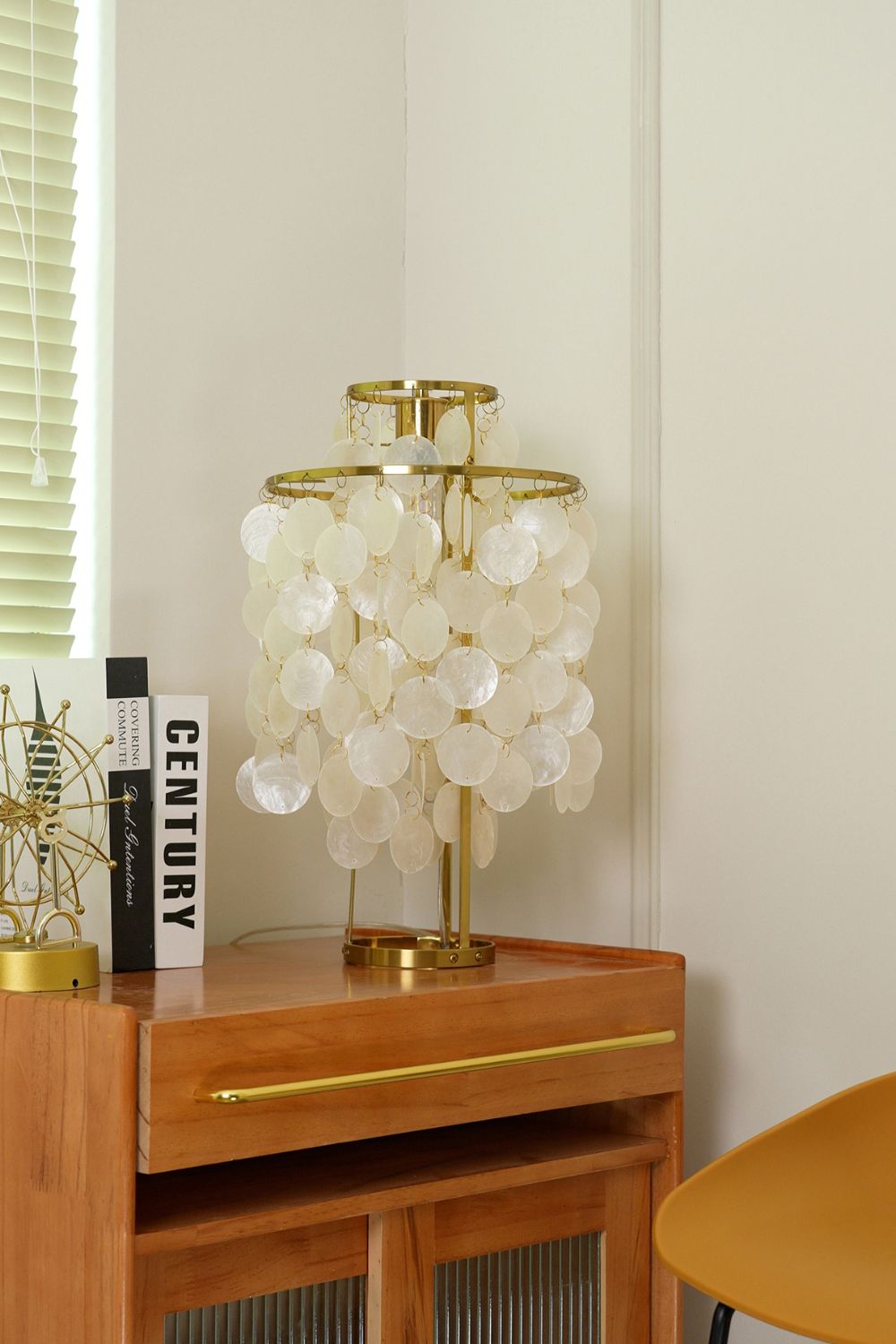 FUN 2 Shell Table Lamp - view 11 | everlamps