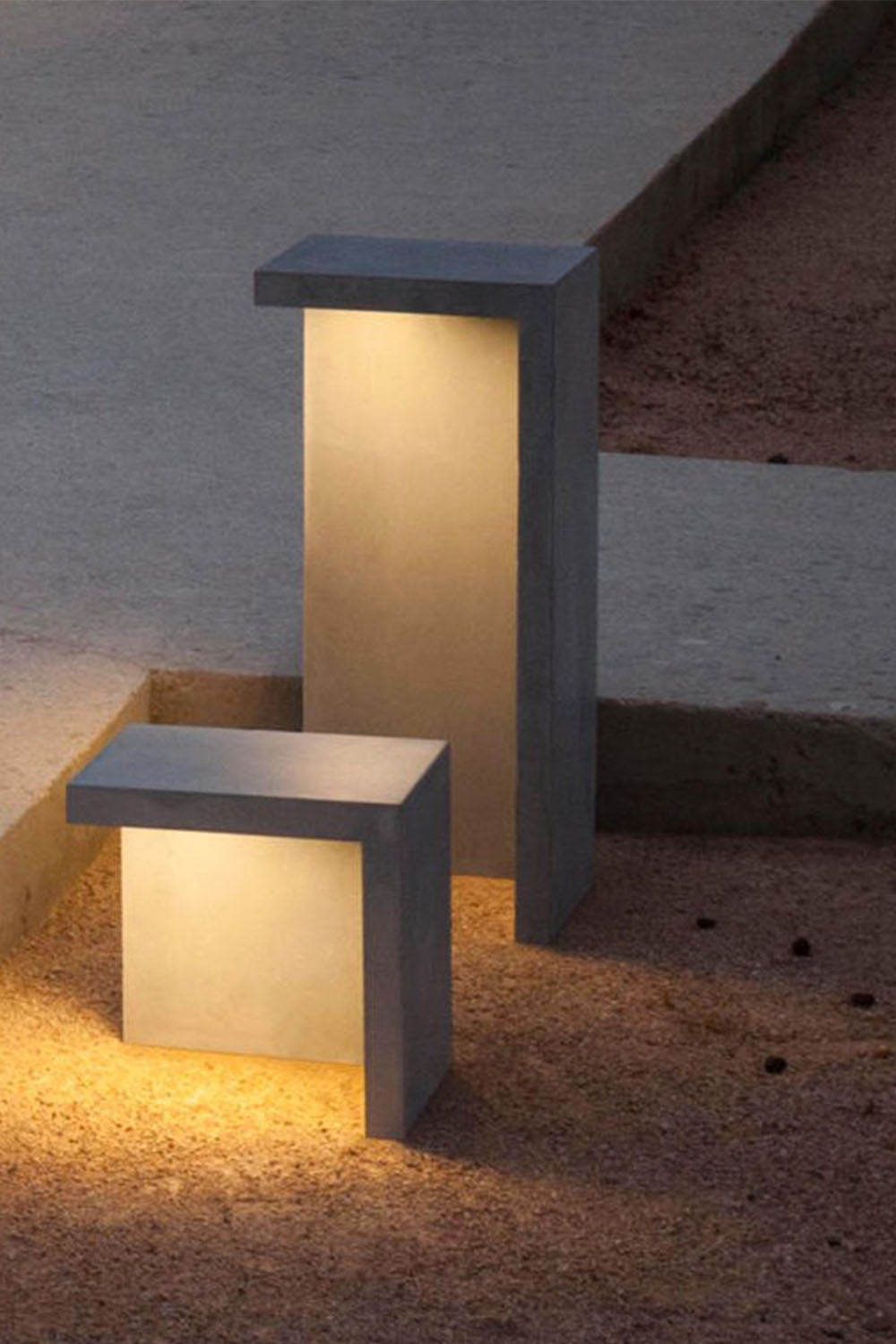 Simple Geometric Outdoor Floor Lamp - view 2 | everlamps