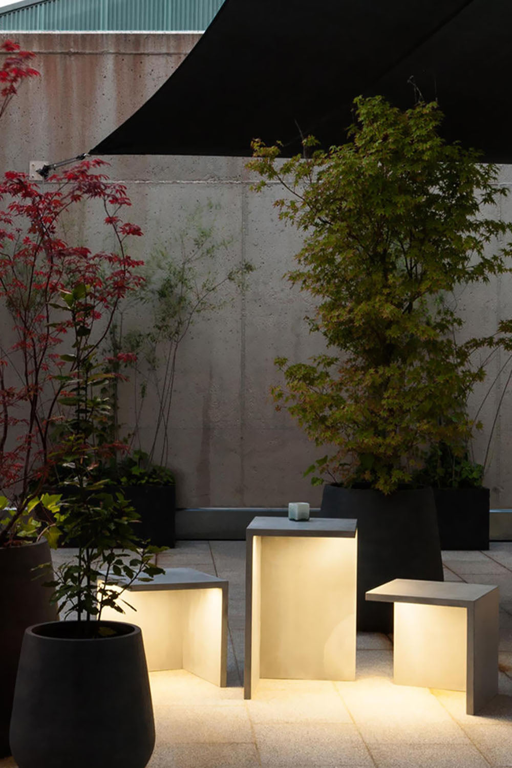Simple Geometric Outdoor Floor Lamp - view 6 | everlamps