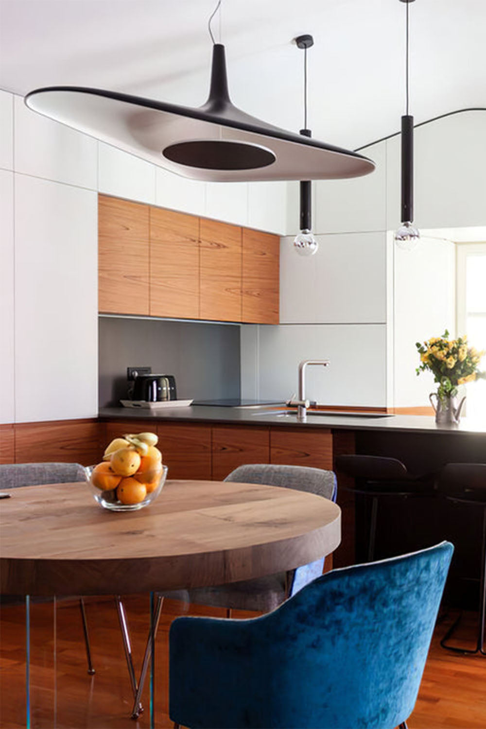 Simple Aero Pendant Light - view 9 | everlamps