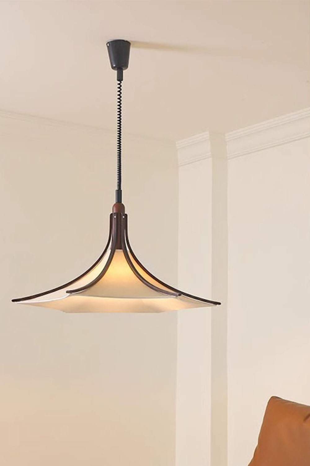 Solid Wood Vintage Trumpet Pendant Lamp - view 6 | everlamps