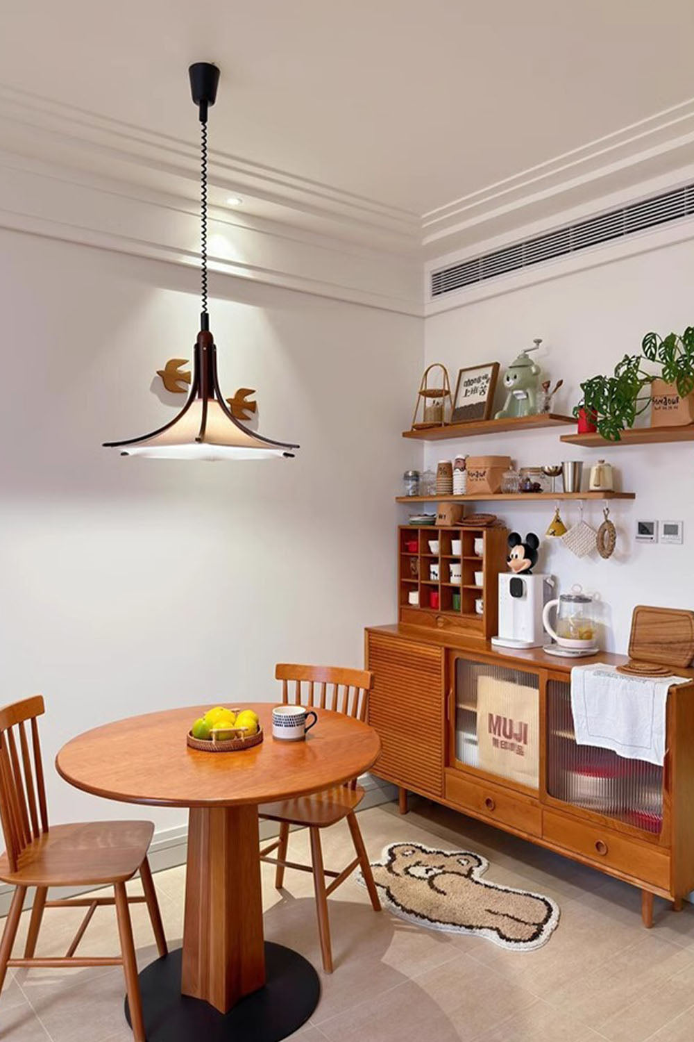 Solid Wood Vintage Trumpet Pendant Lamp - view 2 | everlamps