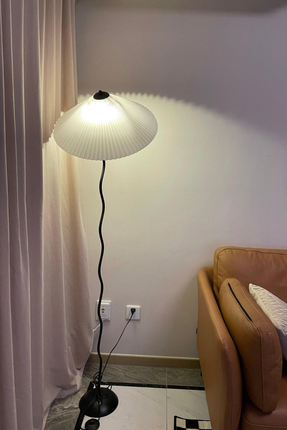 Squiggle Floor Lamp - everlamps