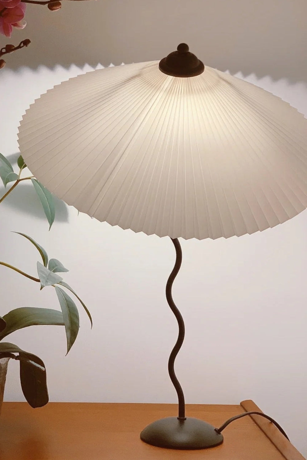 Squiggle Floor Lamp - everlamps