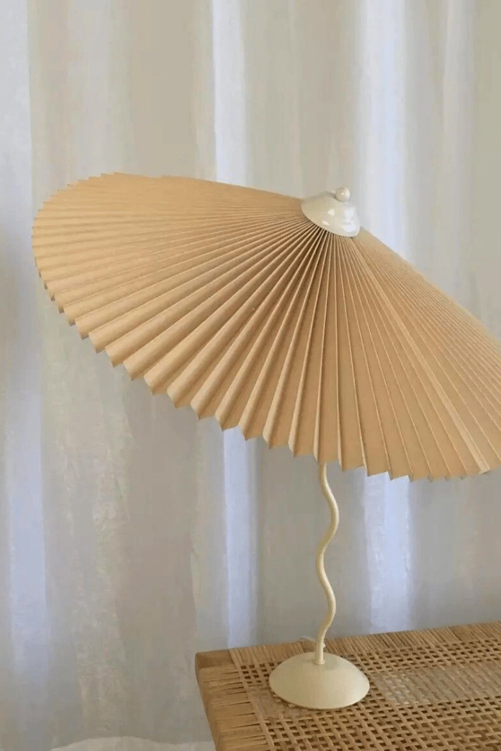 Squiggle Floor Lamp - everlamps