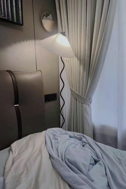 Squiggle Floor Lamp - everlamps
