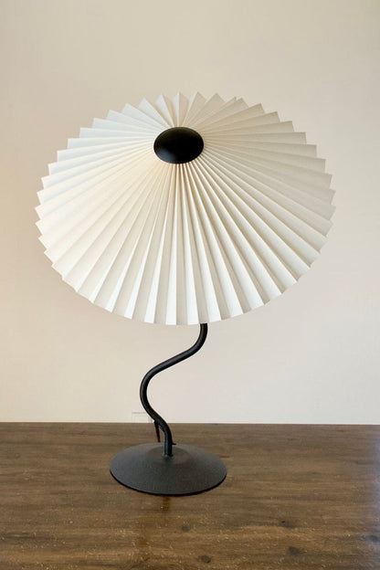 Squiggle Table lamp - everlamps