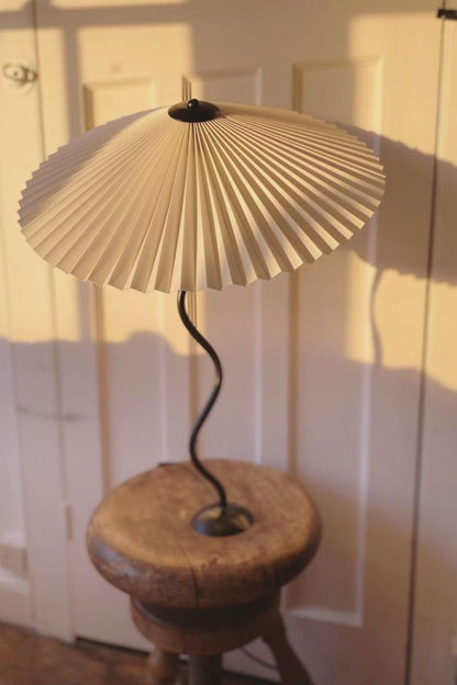 Squiggle Table lamp - everlamps