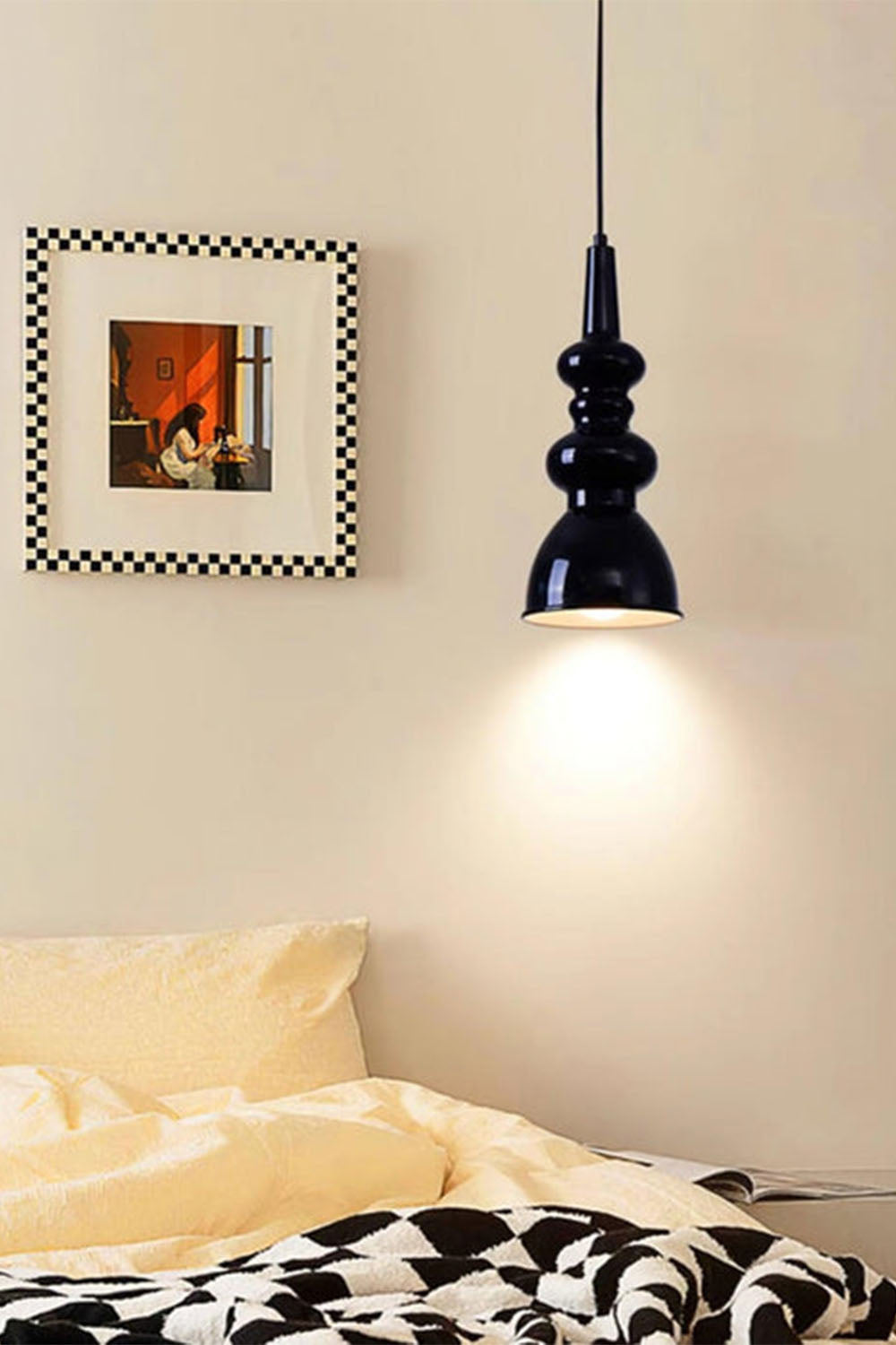 Svelte Noir Pendant Light - view 14 | everlamps