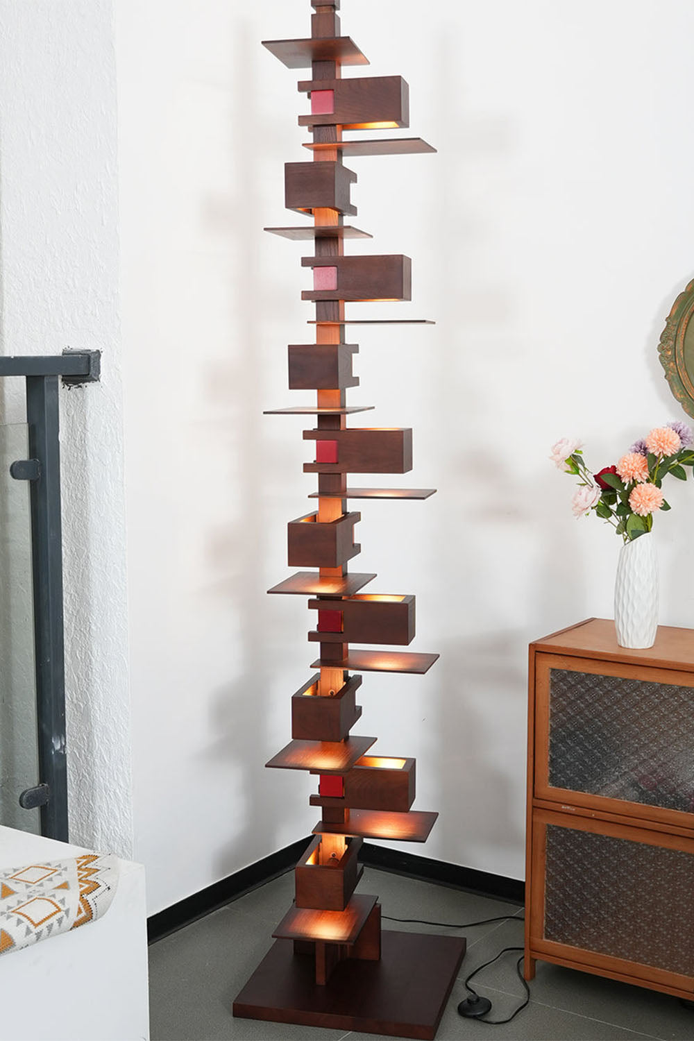 Taliesin Floor Lamp - view 9 | everlamps
