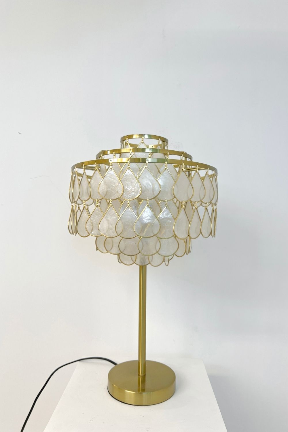Teardrops Capiz Table Lamp - view 8 | everlamps