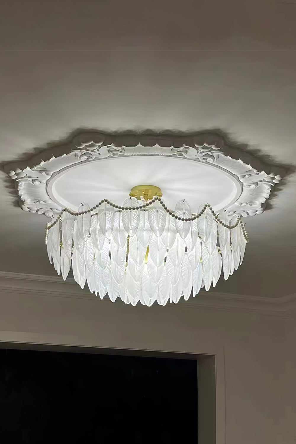 Texture Glass Leaf Chandelier - everlamps