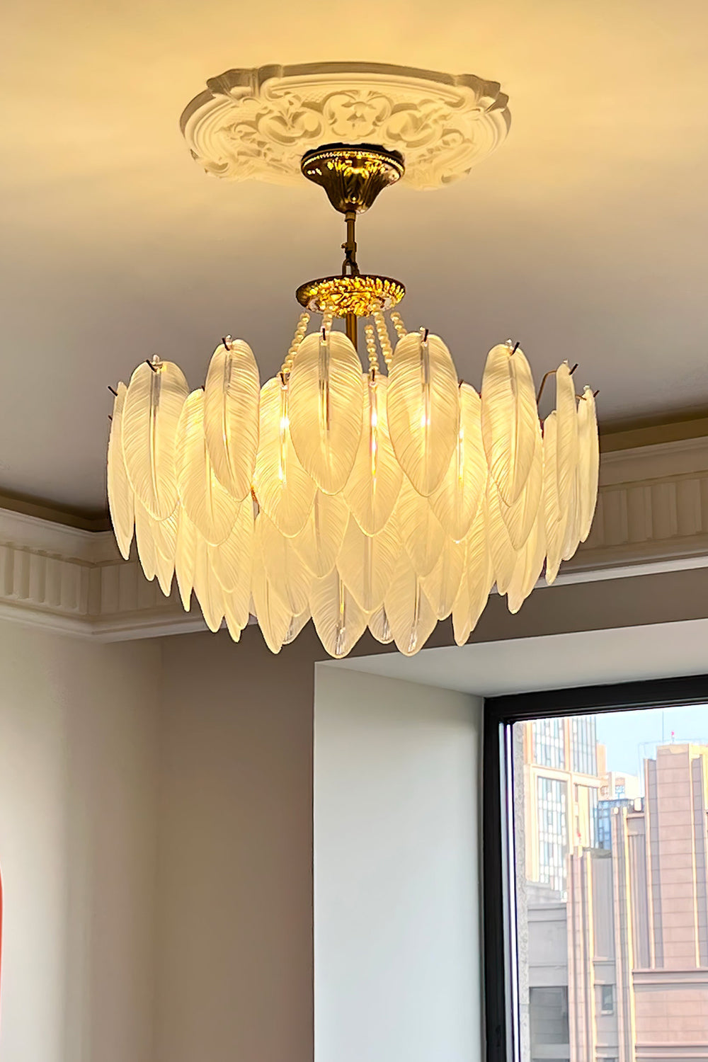 Texture Glass Leaf Chandelier - everlamps