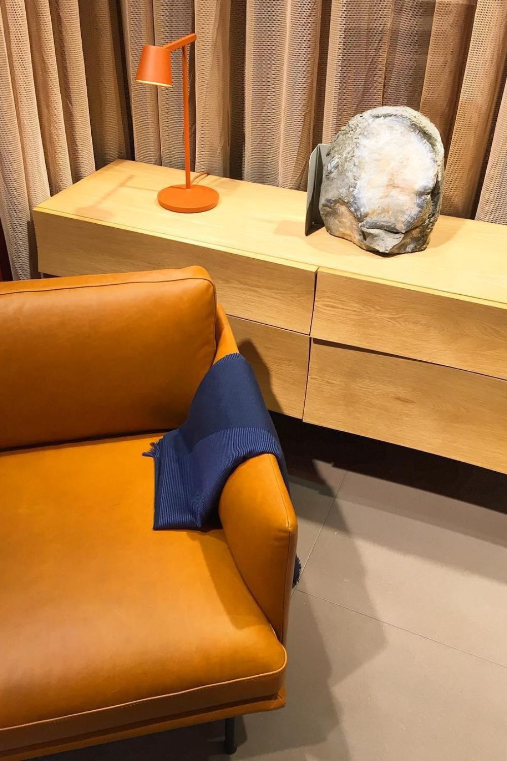 Tip Table Lamp - everlamps