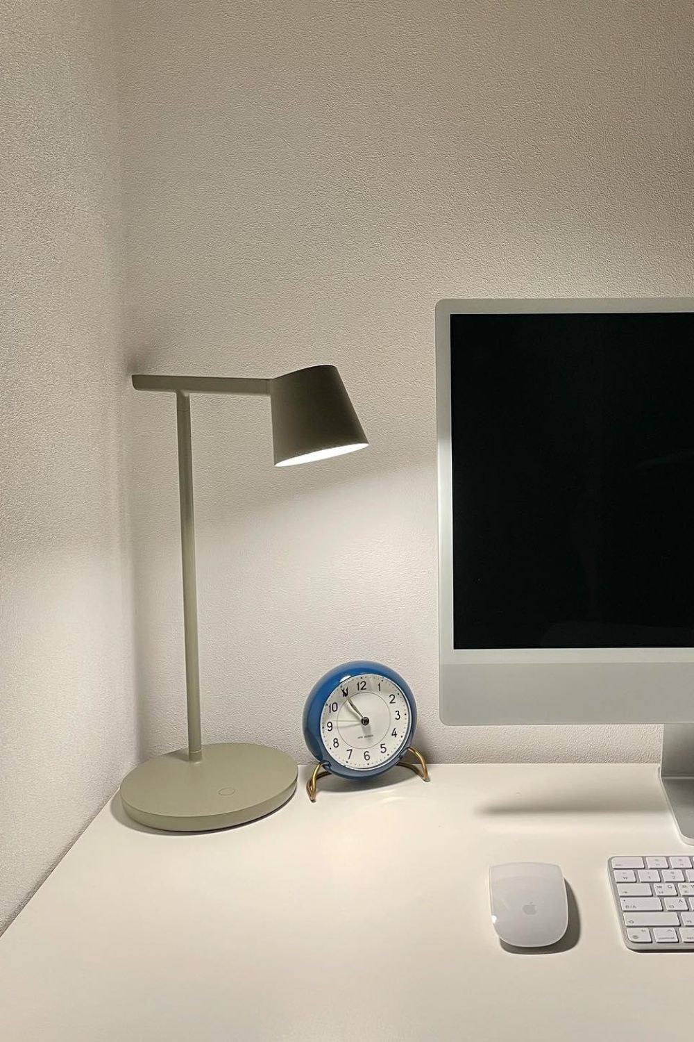 Tip Table Lamp - everlamps