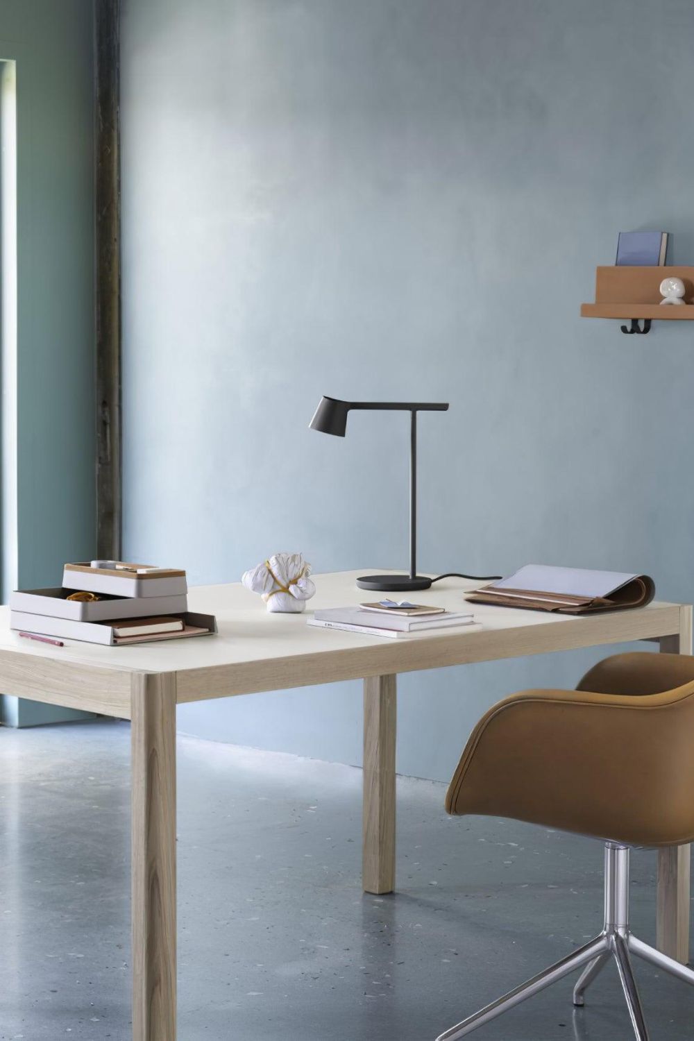 Tip Table Lamp - everlamps