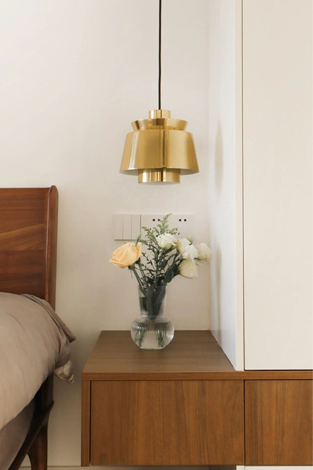 Tradition Utzon JUI1 Pendant Lamp - view 12 | everlamps
