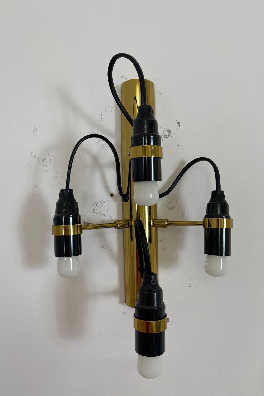 Traditional Mid-century 2097 Wall Lamp - view 21 | everlamps