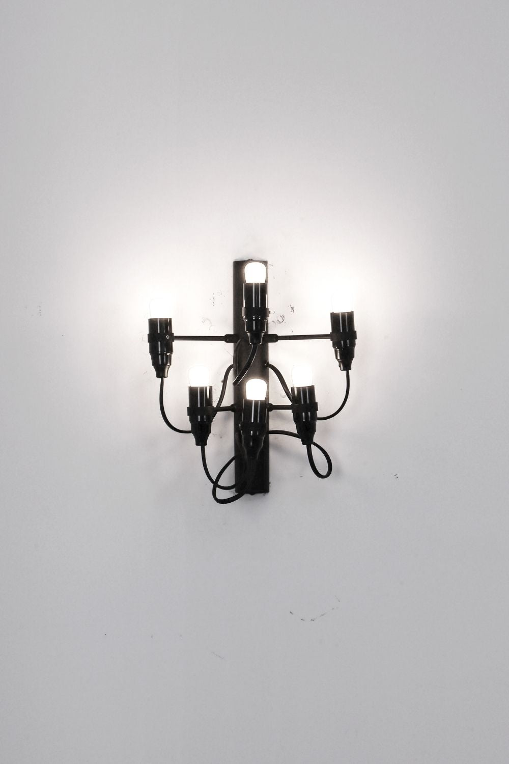 Traditional Mid-century 2097 Wall Lamp - view 8 | everlamps