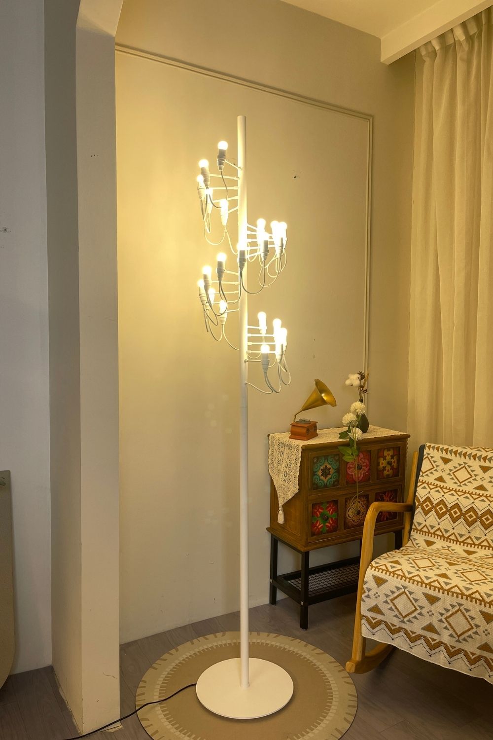 Traditional Mid-century 2097 Floor Lamp - view 8 | everlamps