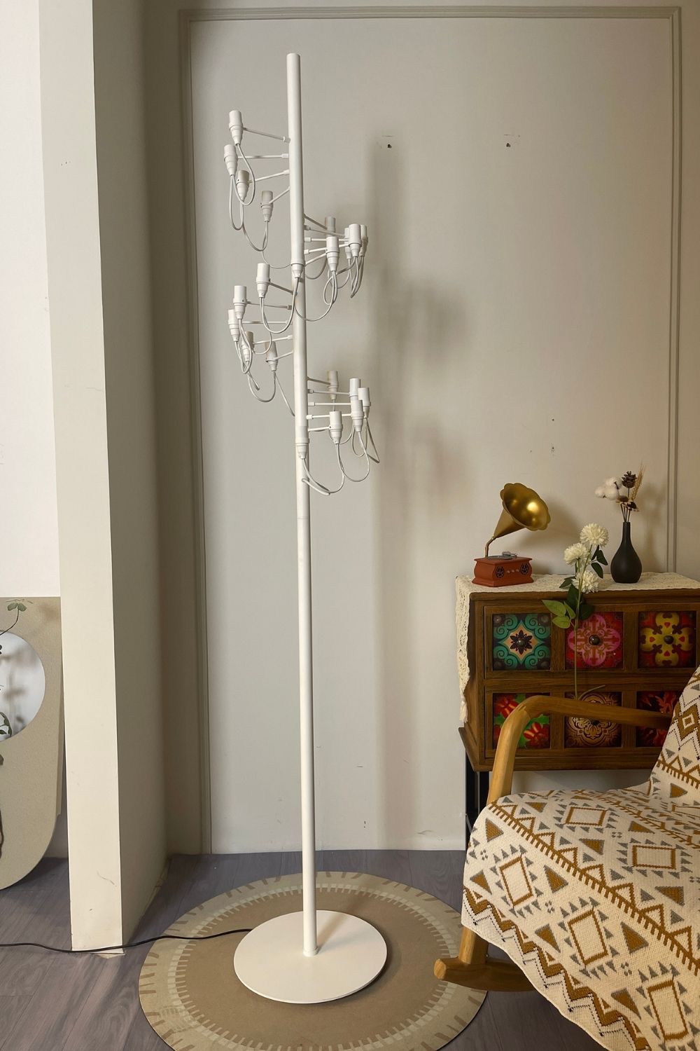 Traditional Mid-century 2097 Floor Lamp - view 9 | everlamps